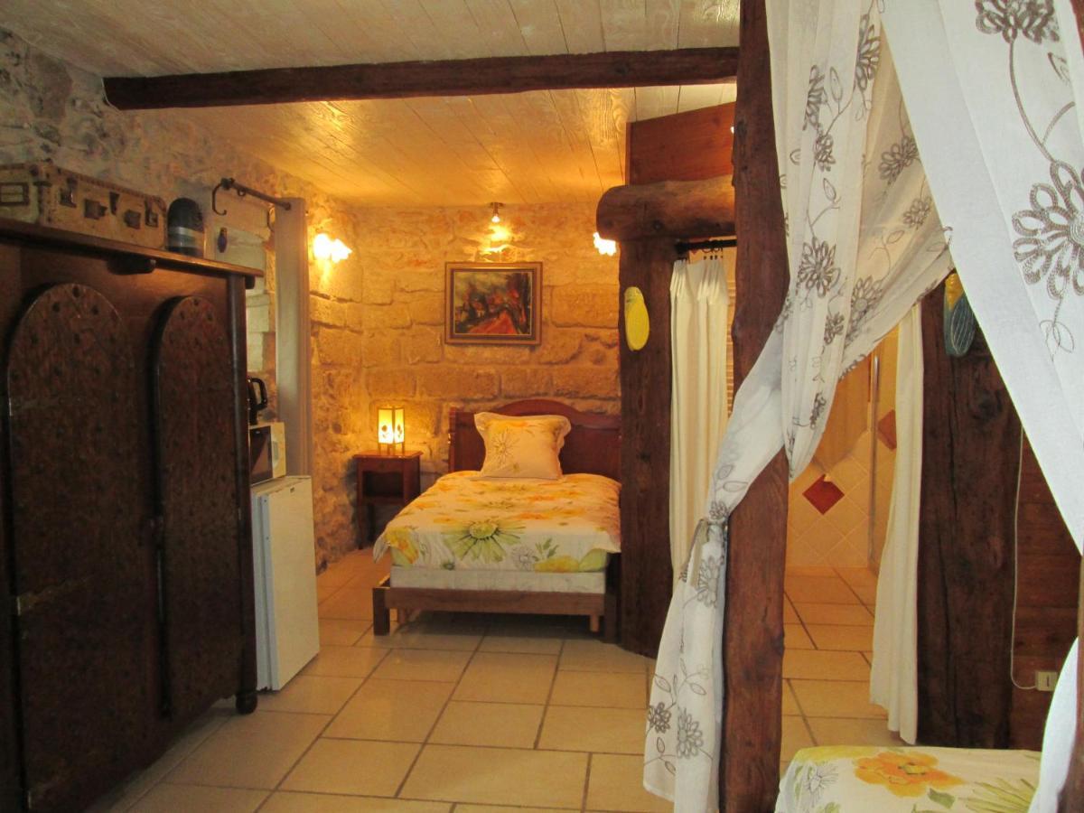 เลอ มา วิเยอ Bed & Breakfast กราฟซง ภายนอก รูปภาพ